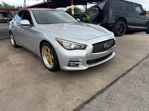 Used 2015 INFINITI Q50 Premium w/ Technology Package RWD image 19