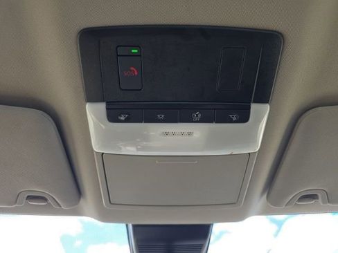 Used 2025 Nissan Altima 2.5 SV FWD image 23