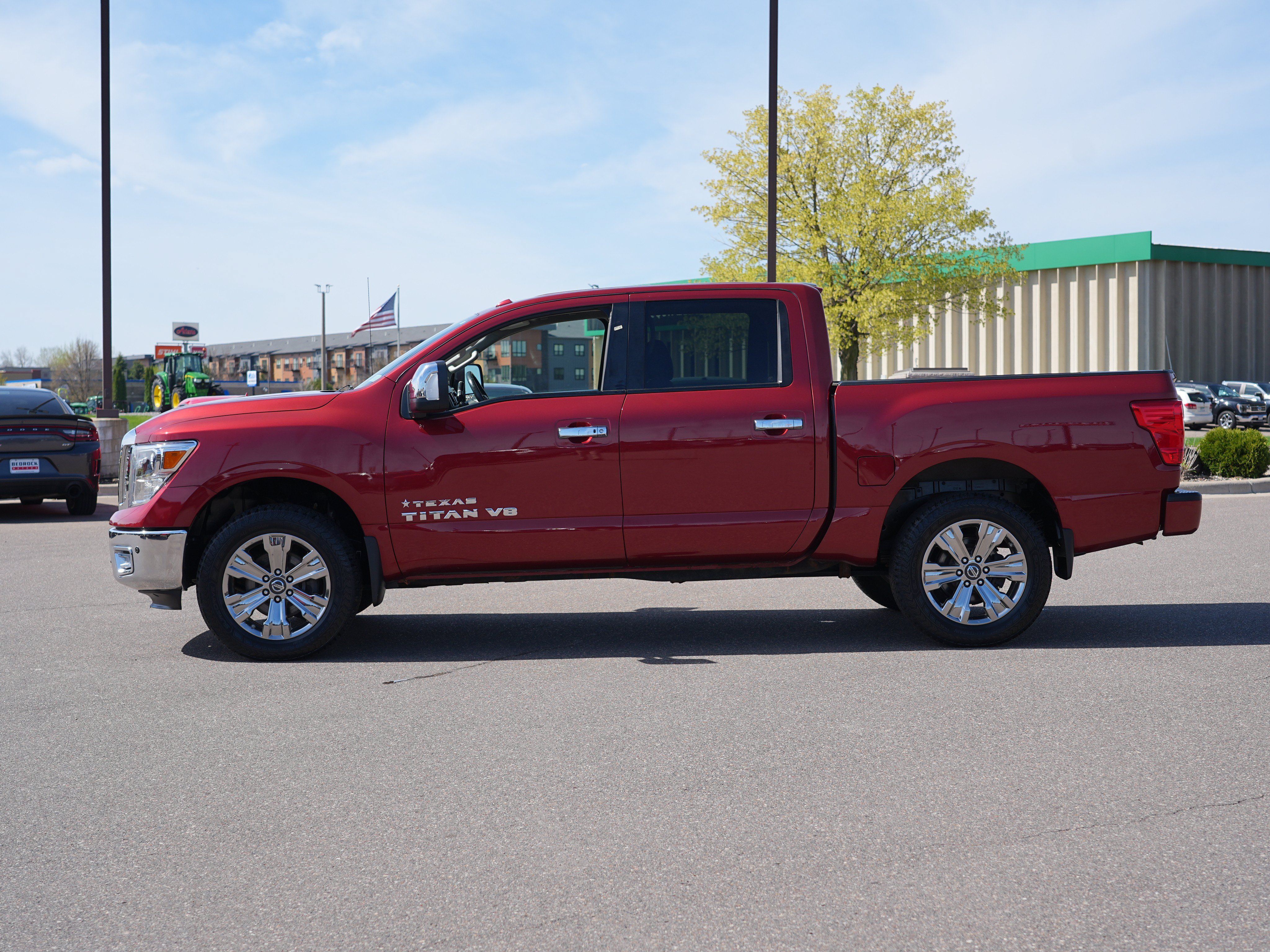 Used 2018 Nissan Titan SL w/ Texas Titan Edition AWD/4WD image 6