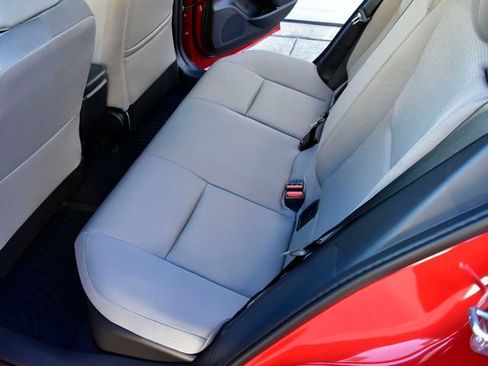 New 2026 Toyota Prius LE image 9