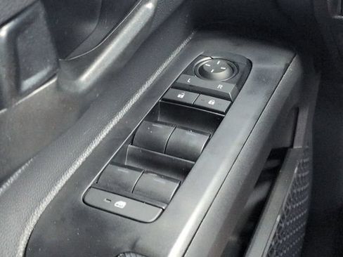 Certified 2025 Toyota Tacoma SR RWD image 22