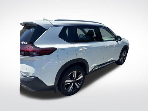 Used 2023 Nissan Rogue SL FWD image 5
