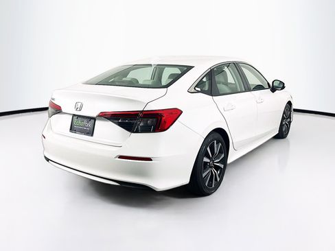 Used 2022 Honda Civic EX image 9