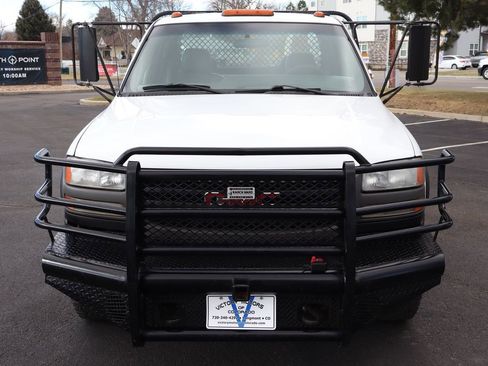 Used 2007 GMC Sierra 3500 W/T w/ Heavy-Duty Power Package image 12