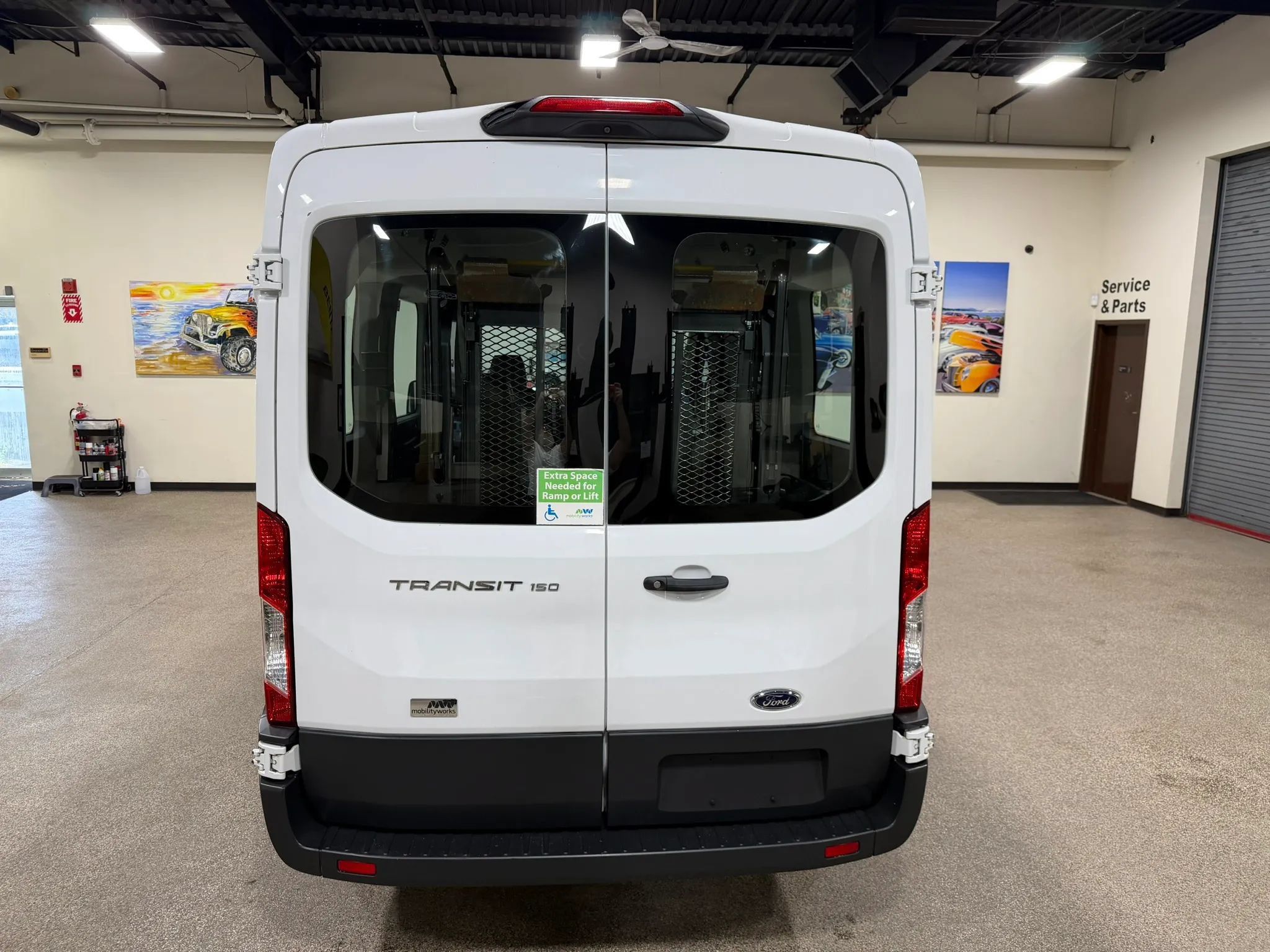 Used 2018 Ford Transit 150 XL RWD image 18