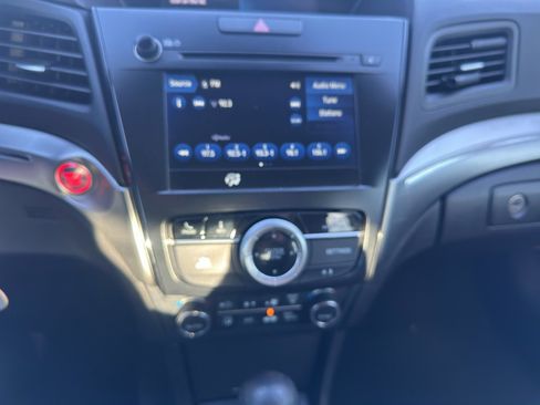 Used 2021 Acura ILX w/Premium Package image 16