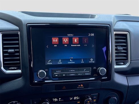 Used 2022 Nissan Frontier SV image 23