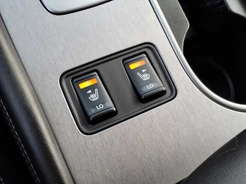 Used 2021 Nissan Murano SV image 16