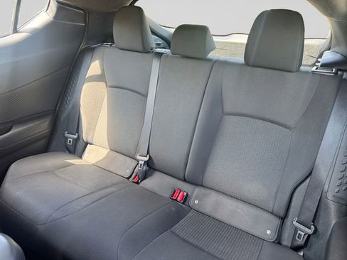Used 2019 Toyota C-HR LE FWD image 13