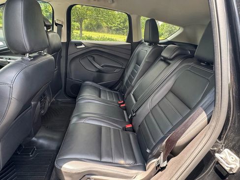 Used 2018 Ford Escape SEL image 9