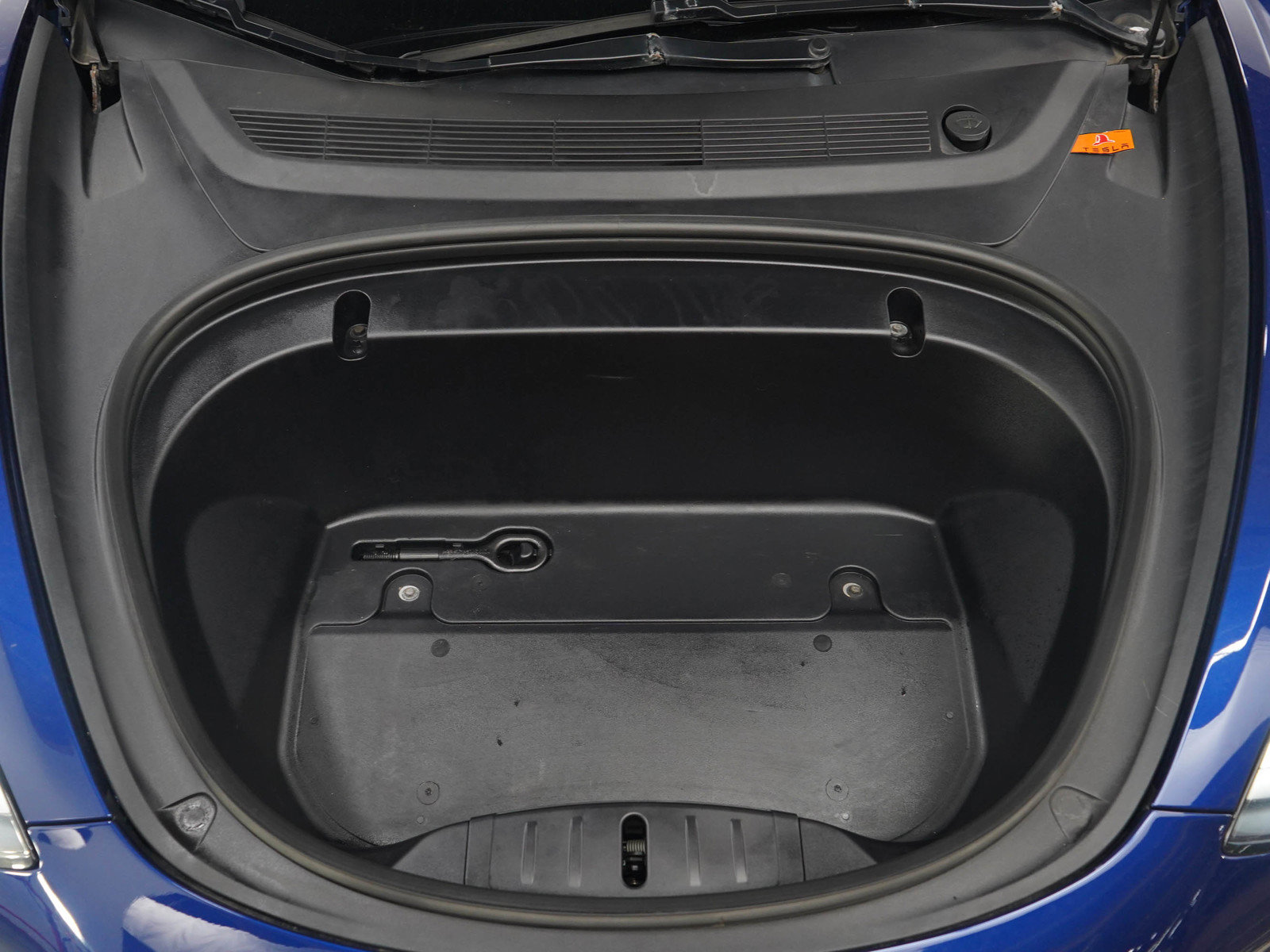 Used 2020 Tesla Model 3 Standard Range RWD image 28