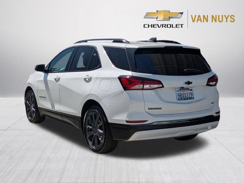 Used 2022 Chevrolet Equinox RS w/ RS Leather Package FWD image 7
