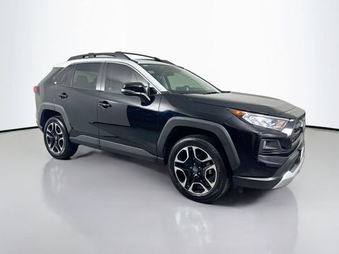 Used 2019 Toyota RAV4 Adventure image 3