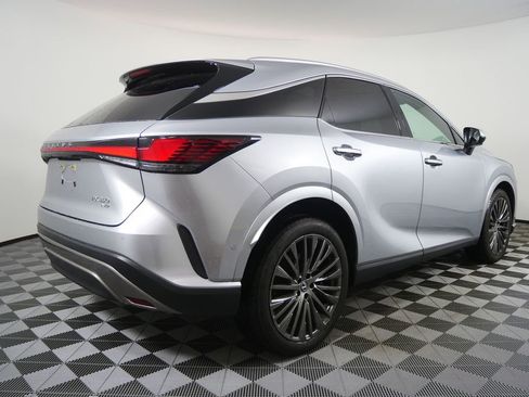 Used 2023 Lexus RX 350 AWD image 3