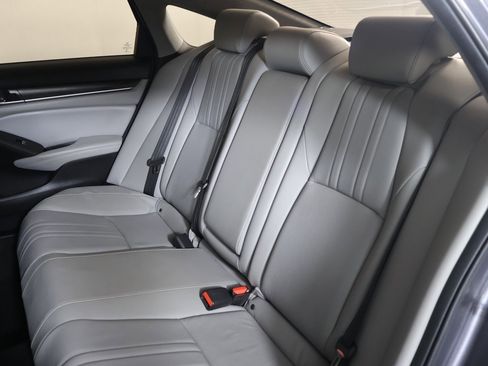 Used 2018 Honda Accord EX-L image 30