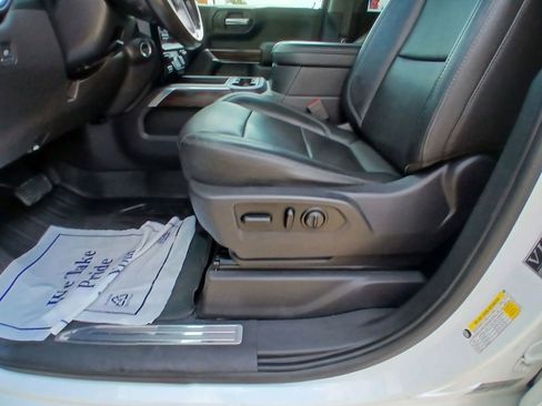 Used 2019 GMC Sierra 1500 SLT image 24