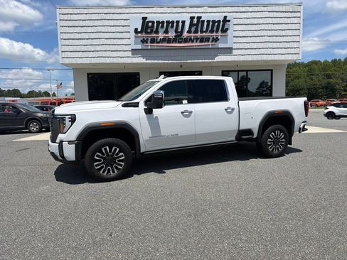 Used 2024 GMC Sierra 2500 Denali Ultimate AWD/4WD image 1