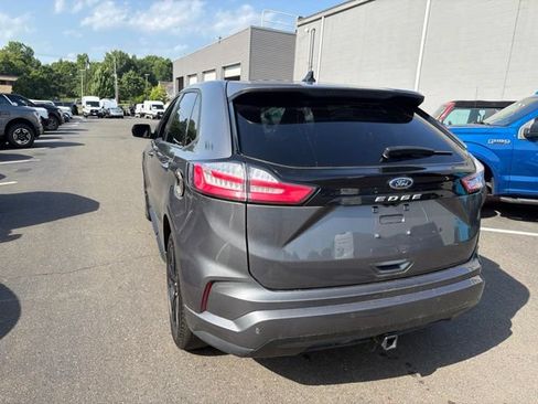 Used 2024 Ford Edge ST-Line w/ Class II Trailer Tow Package AWD/4WD image 4
