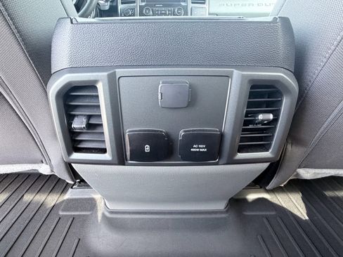 Used 2021 Ford F250 XLT w/ XLT Premium Package image 29