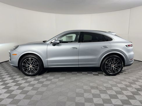 Certified 2026 Porsche Cayenne Coupe image 2