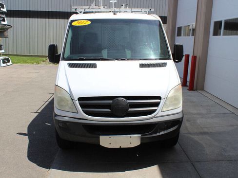 Used 2012 Mercedes-Benz Sprinter 2500 image 4