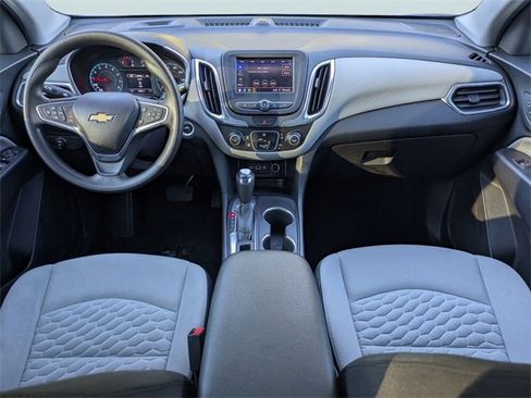 Used 2020 Chevrolet Equinox LS image 16