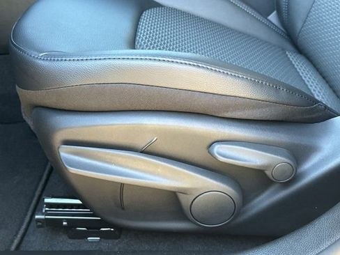 New 2026 Jeep Compass Latitude image 10