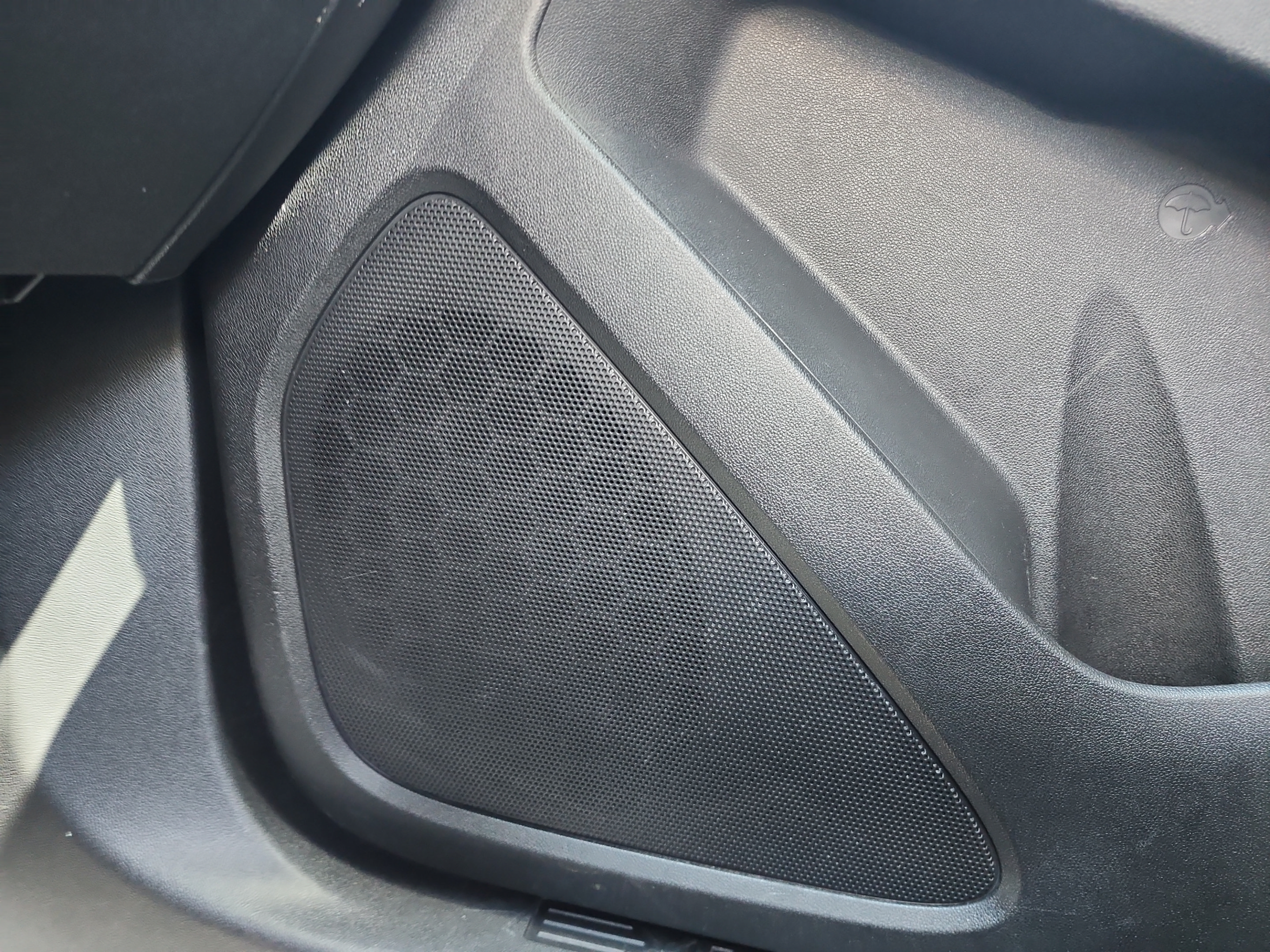 Used 2019 Chevrolet Equinox LS FWD image 24
