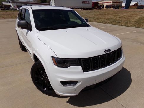 Used 2021 Jeep Grand Cherokee 80th Anniversary w/ Quick Order Package 28K 80th image 10