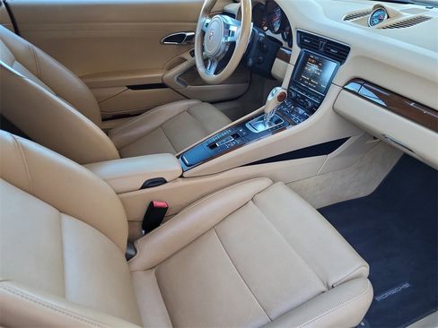 Used 2014 Porsche 911 Carrera S image 18