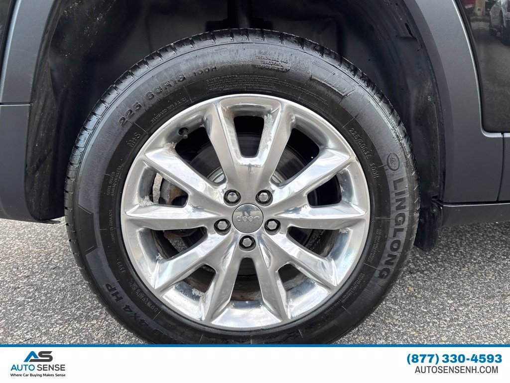 Used 2016 Jeep Cherokee Limited AWD/4WD image 30