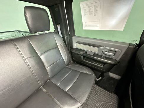 Used 2022 RAM 3500 Big Horn AWD/4WD image 14