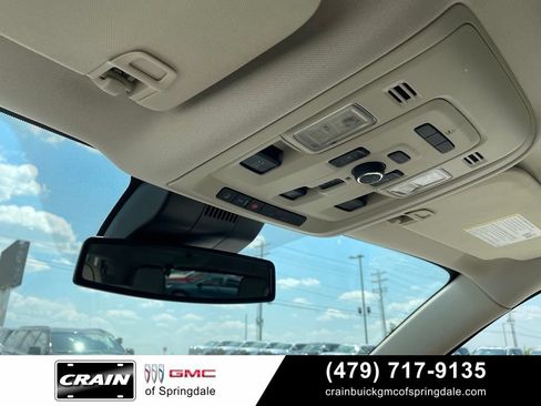 Used 2023 GMC Yukon Denali AWD/4WD image 21