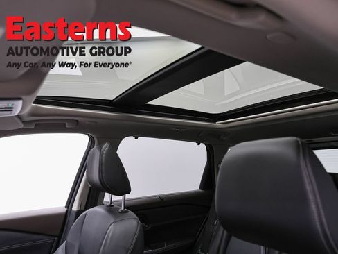 Used 2023 Nissan Rogue SV w/ SV Premium Package AWD/4WD image 9