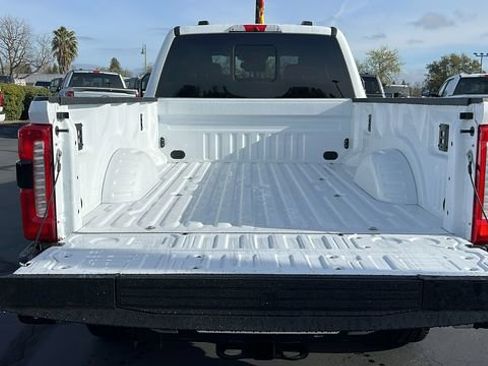 New 2025 Ford F250 Lariat w/ FX4 Off-Road Package image 6