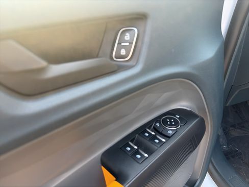 Used 2025 Ford Maverick Tremor AWD/4WD image 13