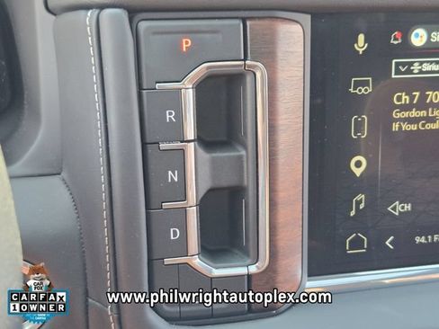 Used 2023 GMC Yukon Denali Ultimate AWD/4WD image 29