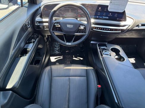 Certified 2024 Cadillac Lyriq Sport RWD image 15