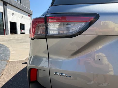 Used 2021 Ford Escape SEL AWD/4WD image 6