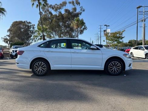 Used 2021 Volkswagen Jetta SE FWD image 31