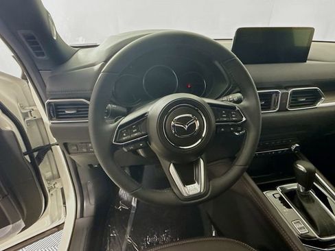 New 2025 MAZDA CX-5 Signature image 11
