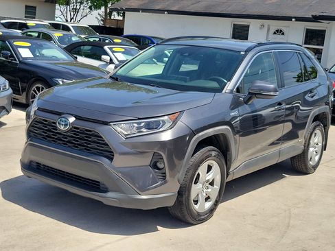 Used 2020 Toyota RAV4 XLE w/ All Weather Liner Package AWD/4WD image 1