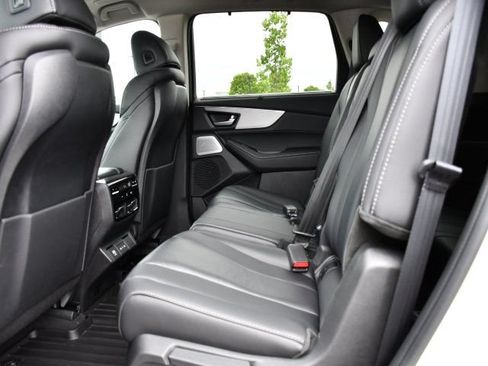 Certified 2026 Acura MDX FWD w/ Technology Package image 16
