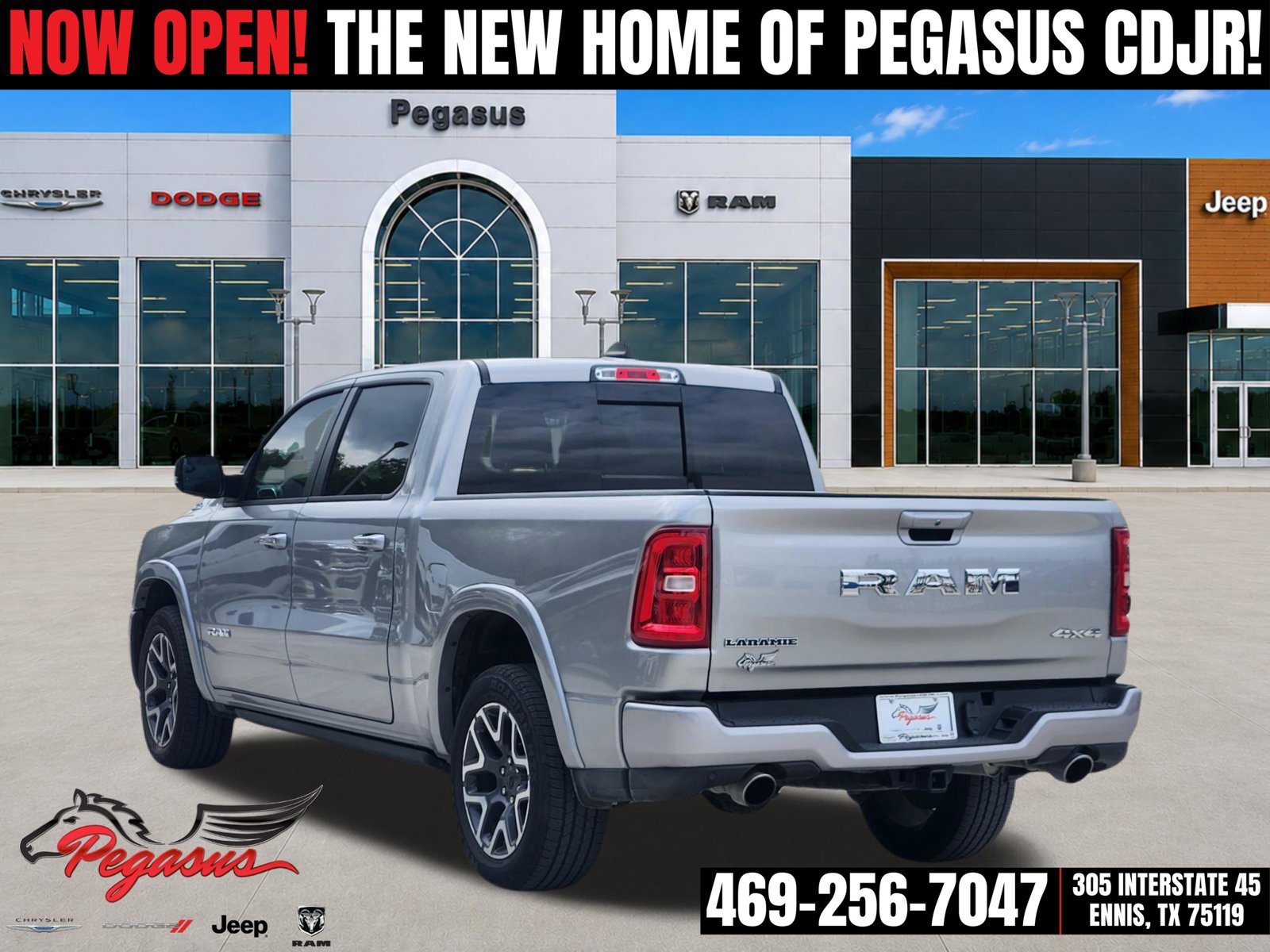Used 2025 RAM 1500 Laramie w/ Laramie Southwest Edition AWD/4WD image 4