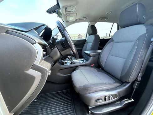 Used 2018 Chevrolet Traverse LT AWD/4WD image 10