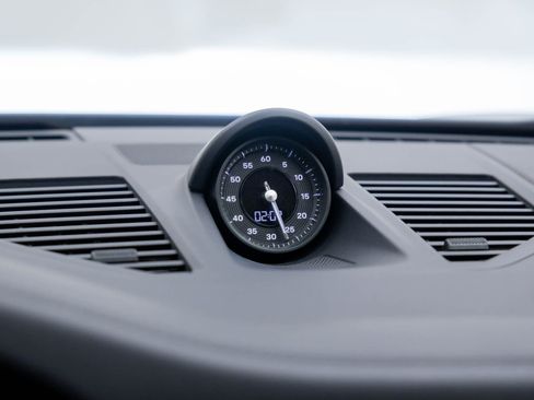 Certified 2023 Porsche 911 Carrera image 19