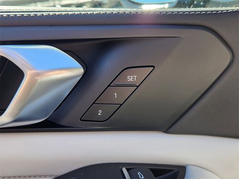 New 2026 BMW X5 xDrive40i w/ M Sport Package image 17