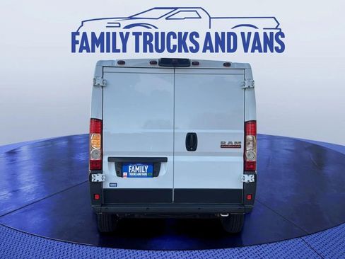 Used 2019 RAM ProMaster 1500 w/ Premium Appearance Group image 4