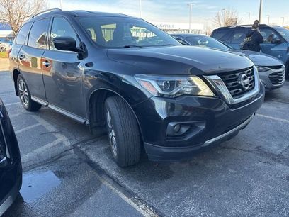 Used 2019 Nissan Pathfinder SV