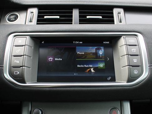 Used 2018 Land Rover Range Rover Evoque SE Premium image 25